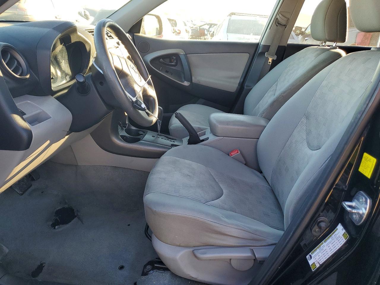 2011 TOYOTA RAV4
