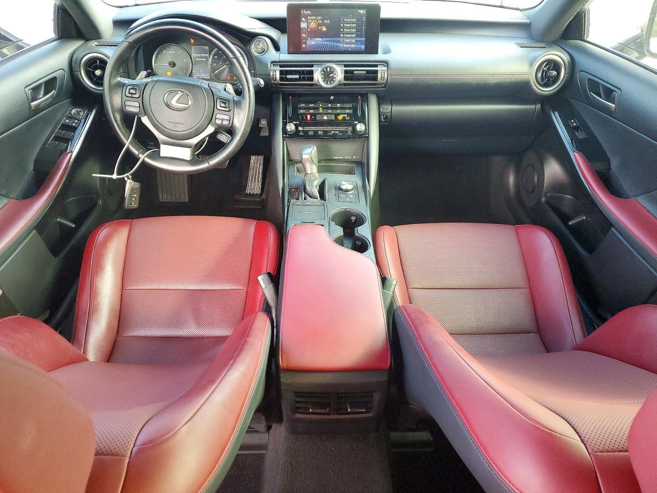 2021 LEXUS IS 300