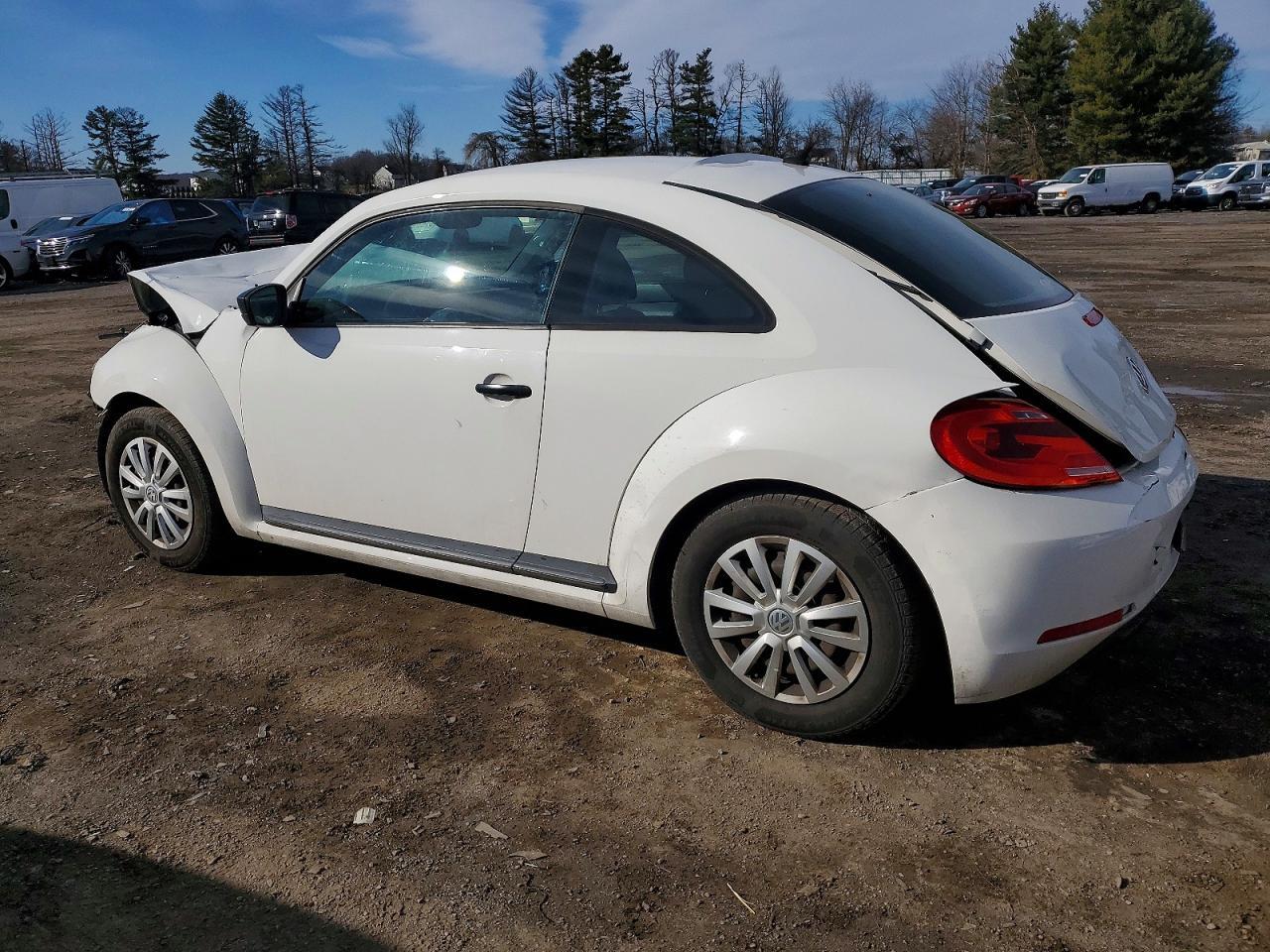 2012 VOLKSWAGEN Beetle