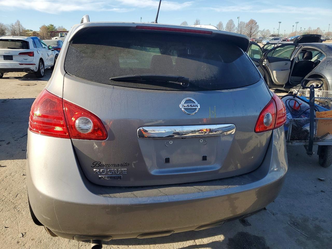 2015 NISSAN ROGUE