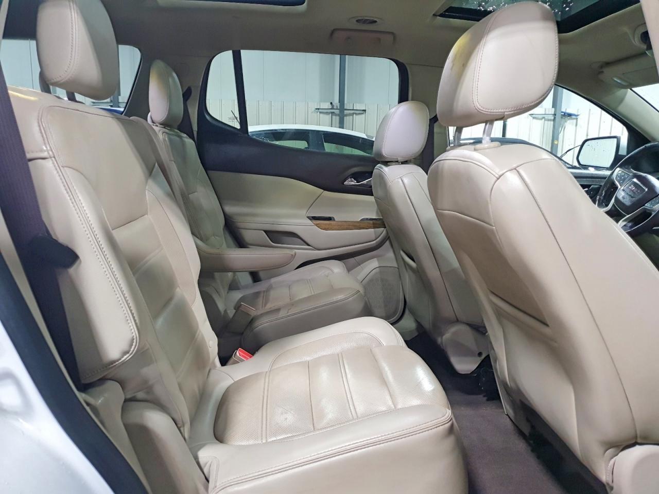 2017 GMC ACADIA
