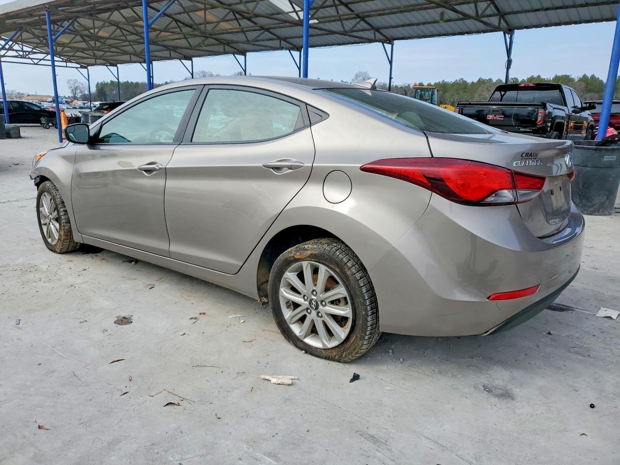 2016 HYUNDAI ELANTRA