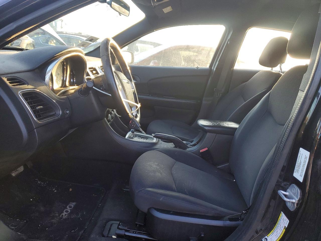 2014 CHRYSLER 200