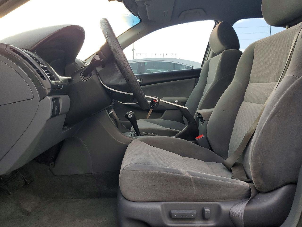 2005 HONDA ACCORD