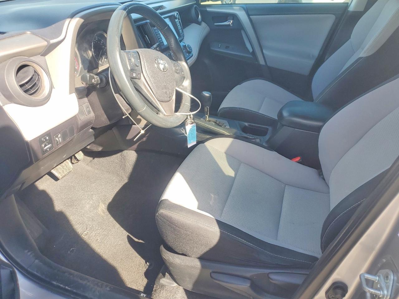 2016 TOYOTA RAV4