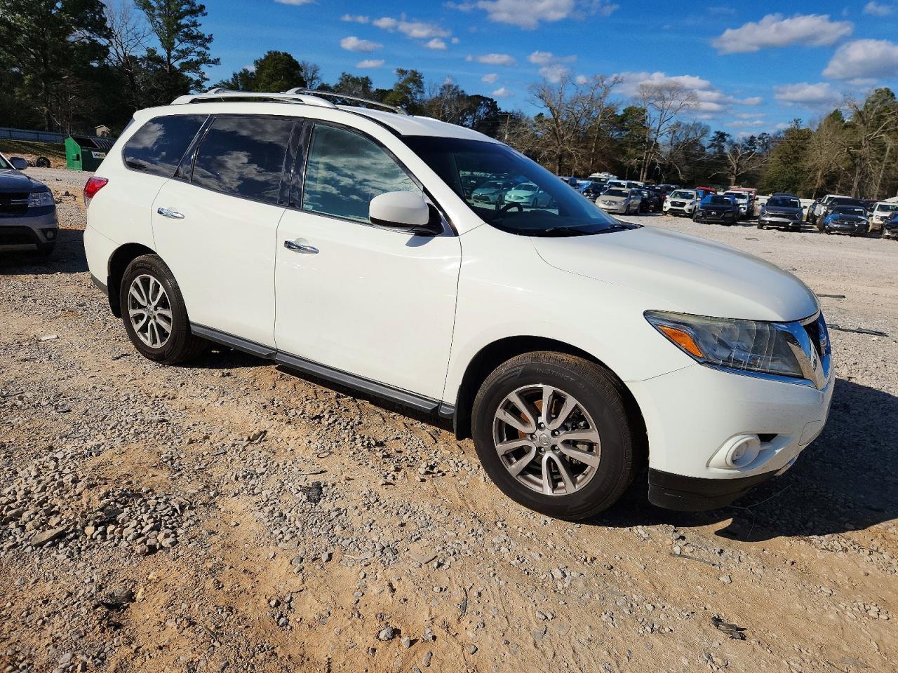 2016 NISSAN PATHFINDER