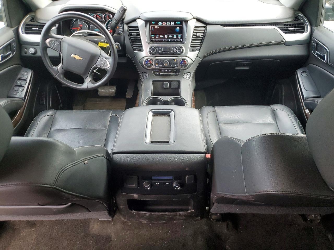 2017 CHEVROLET Suburban