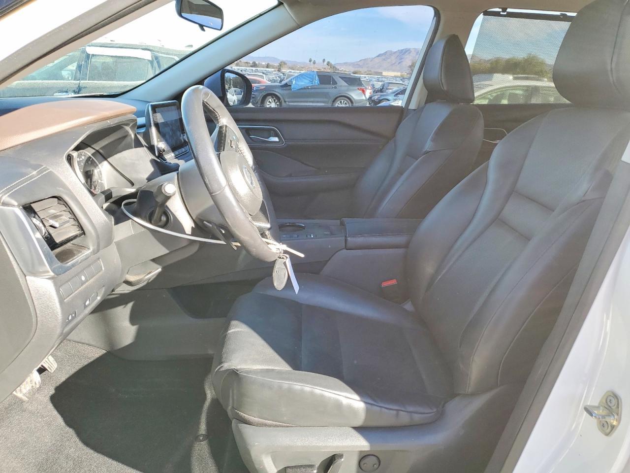 2021 NISSAN ROGUE