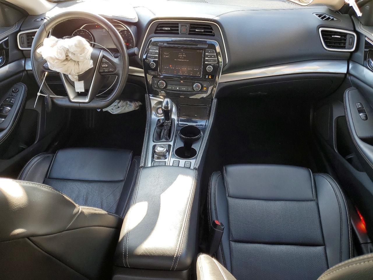 2022 NISSAN Maxima