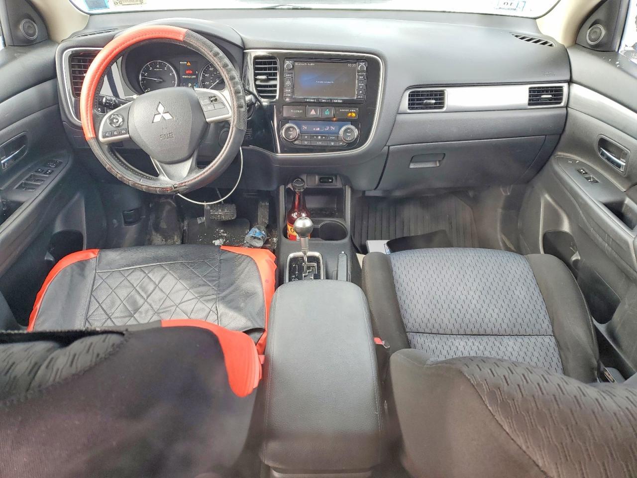 2014 MITSUBISHI outlander
