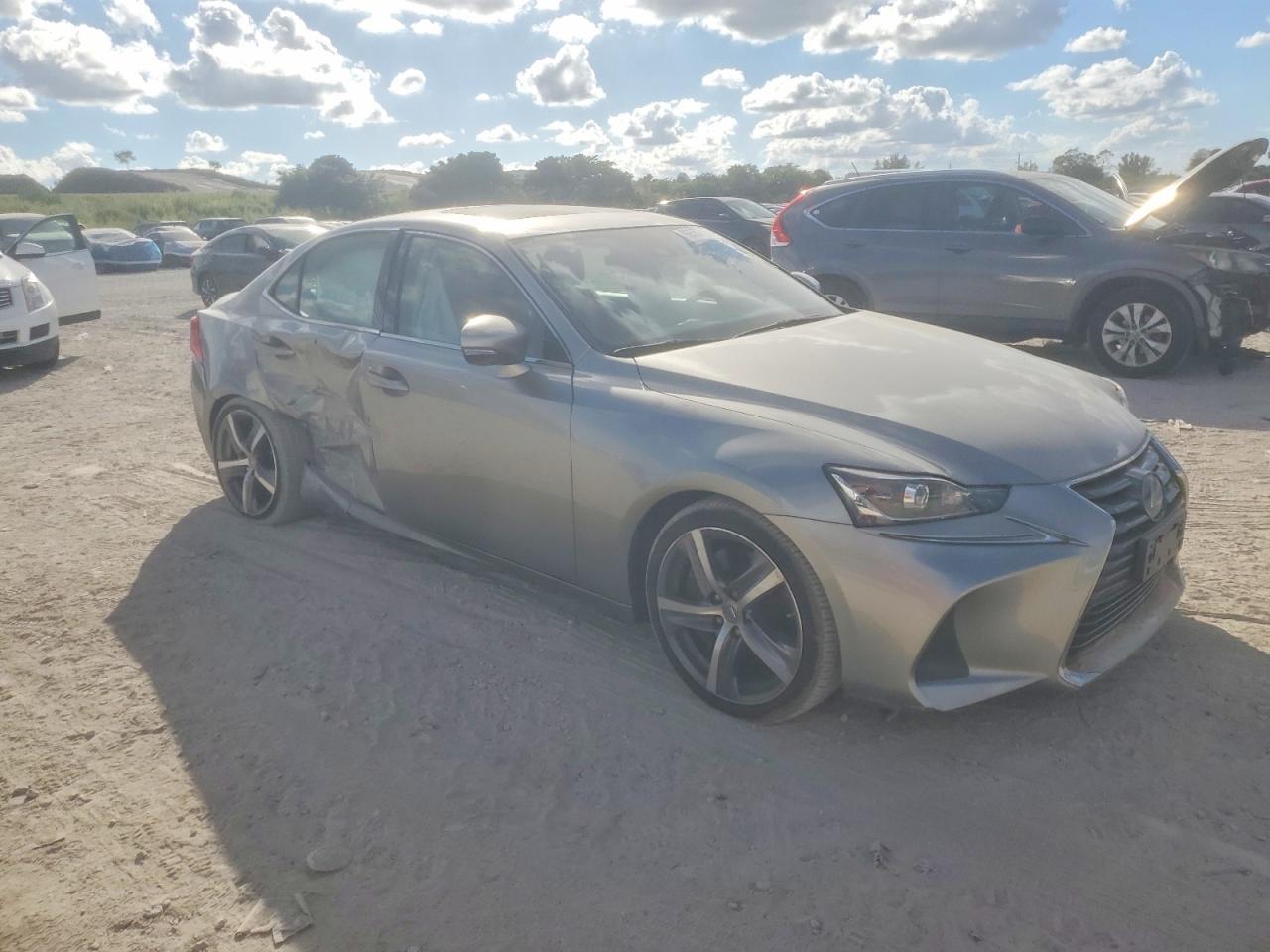 2018 LEXUS IS 300