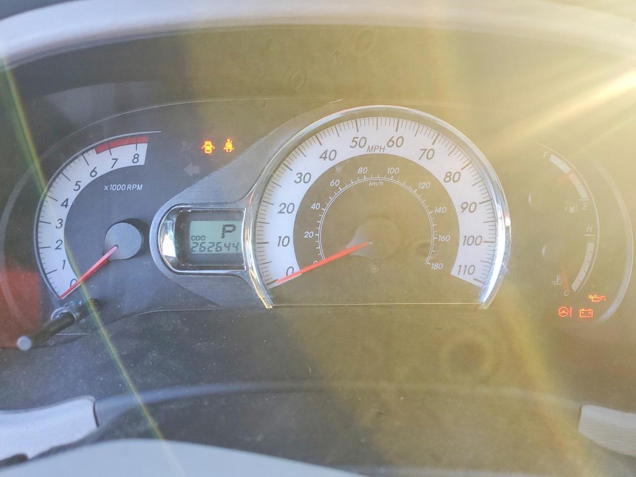 2011 TOYOTA SIENNA