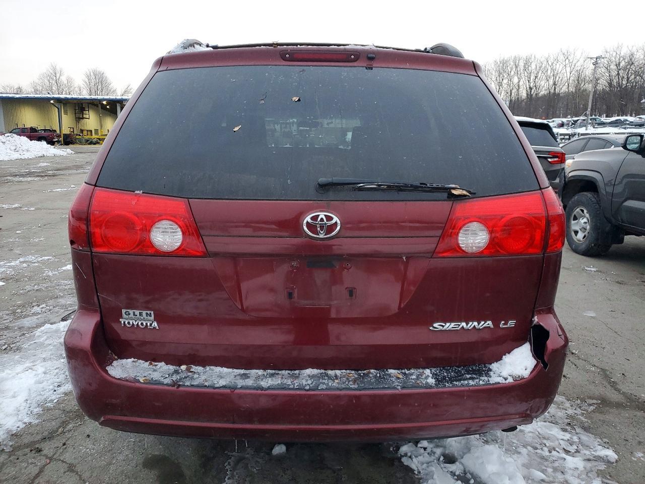 2006 TOYOTA SIENNA