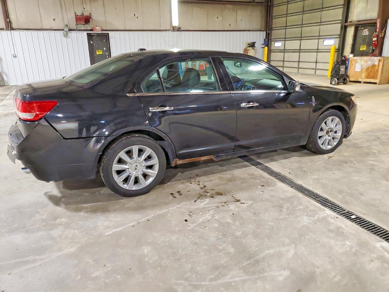 2011 LINCOLN MKZ