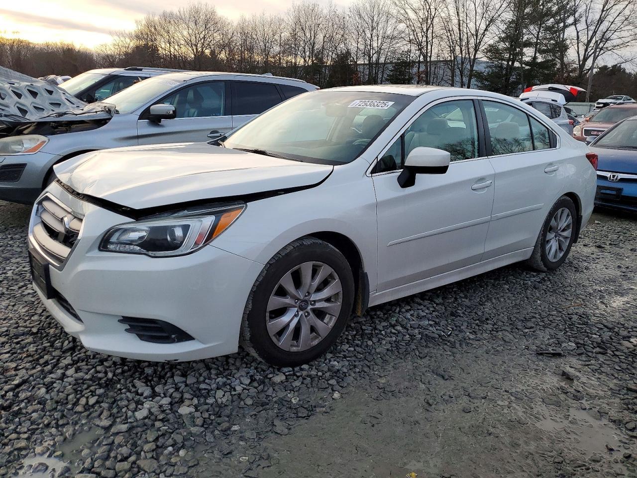 2017 SUBARU Legacy