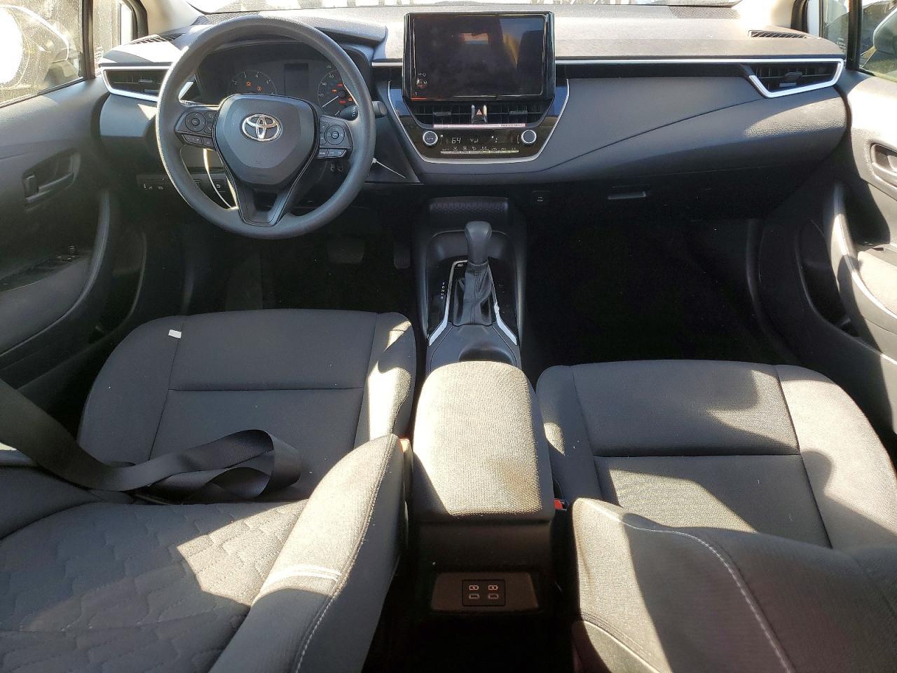2025 TOYOTA COROLLA