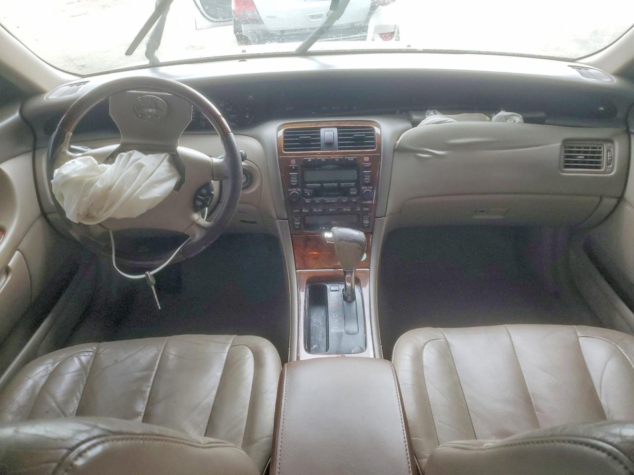 2004 TOYOTA Avalon