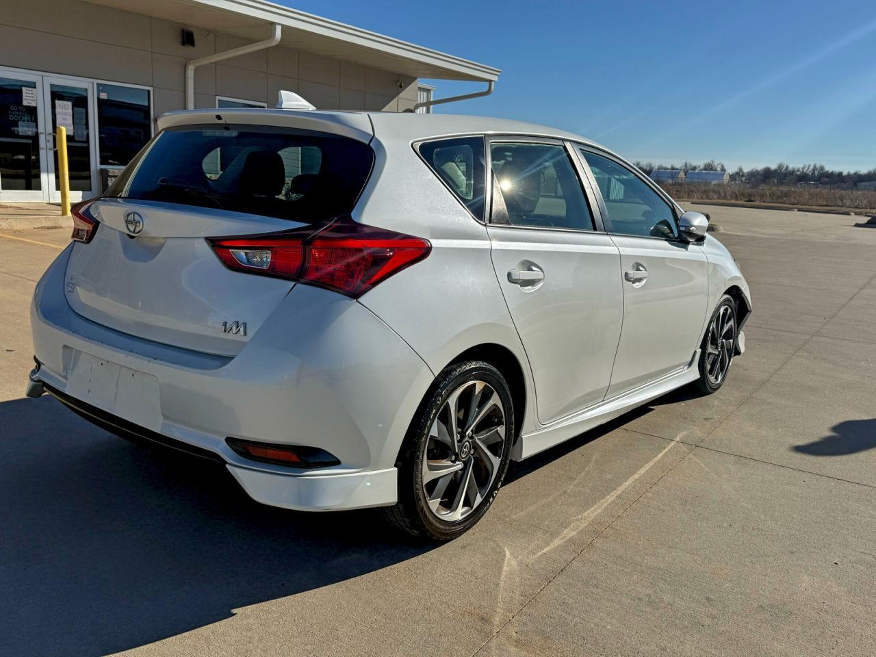 2016 TOYOTA SCION