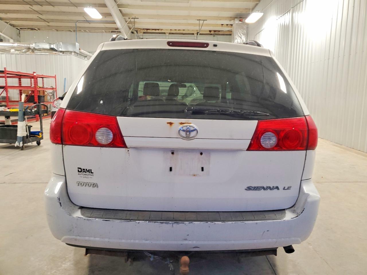 2008 TOYOTA SIENNA
