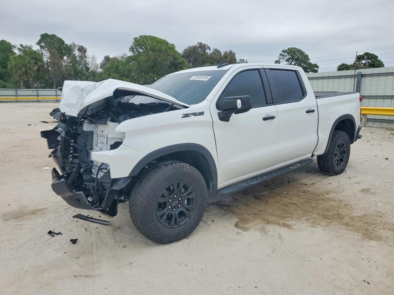 2025 CHEVROLET Silverado