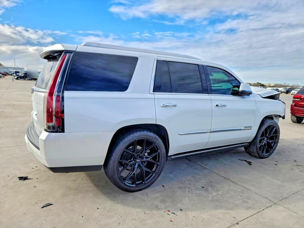 2016 CADILLAC ESCALADE