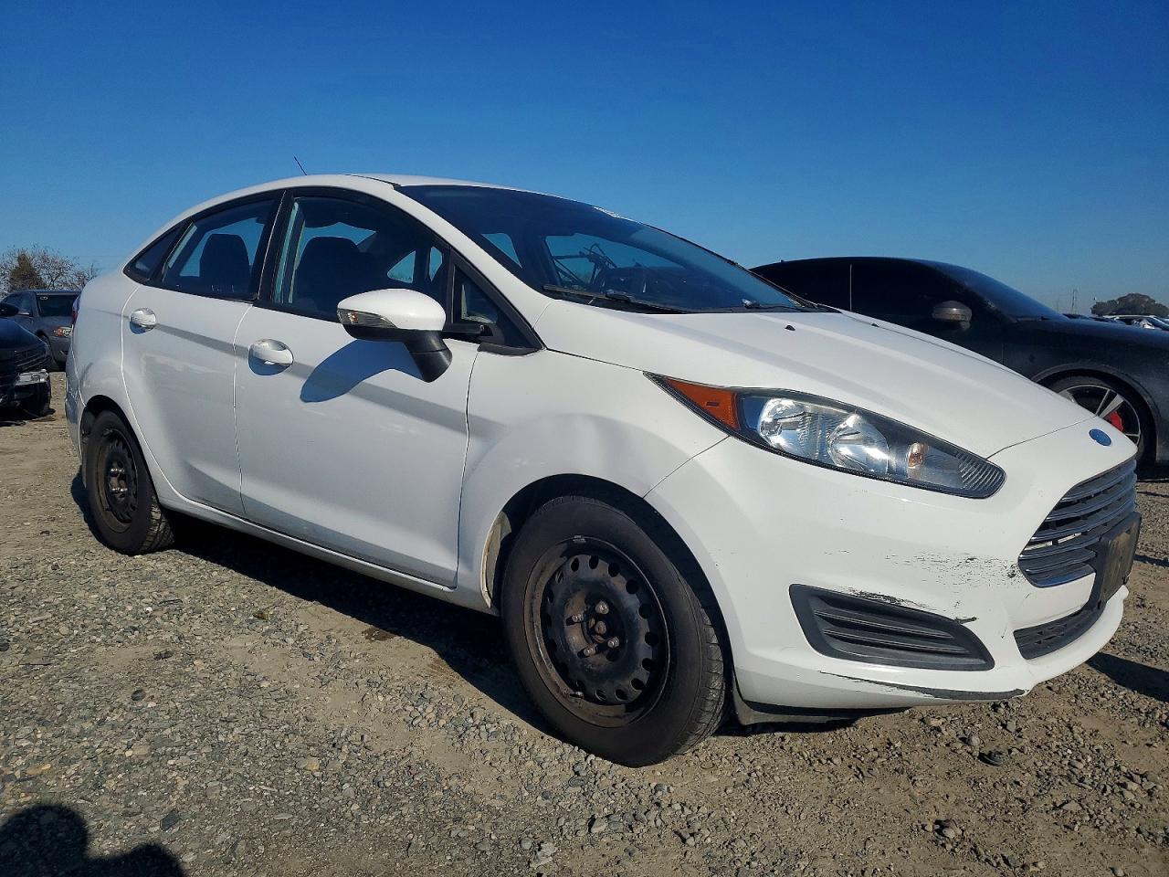 2014 FORD Fiesta