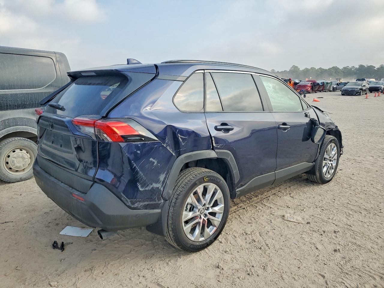 2025 TOYOTA RAV4
