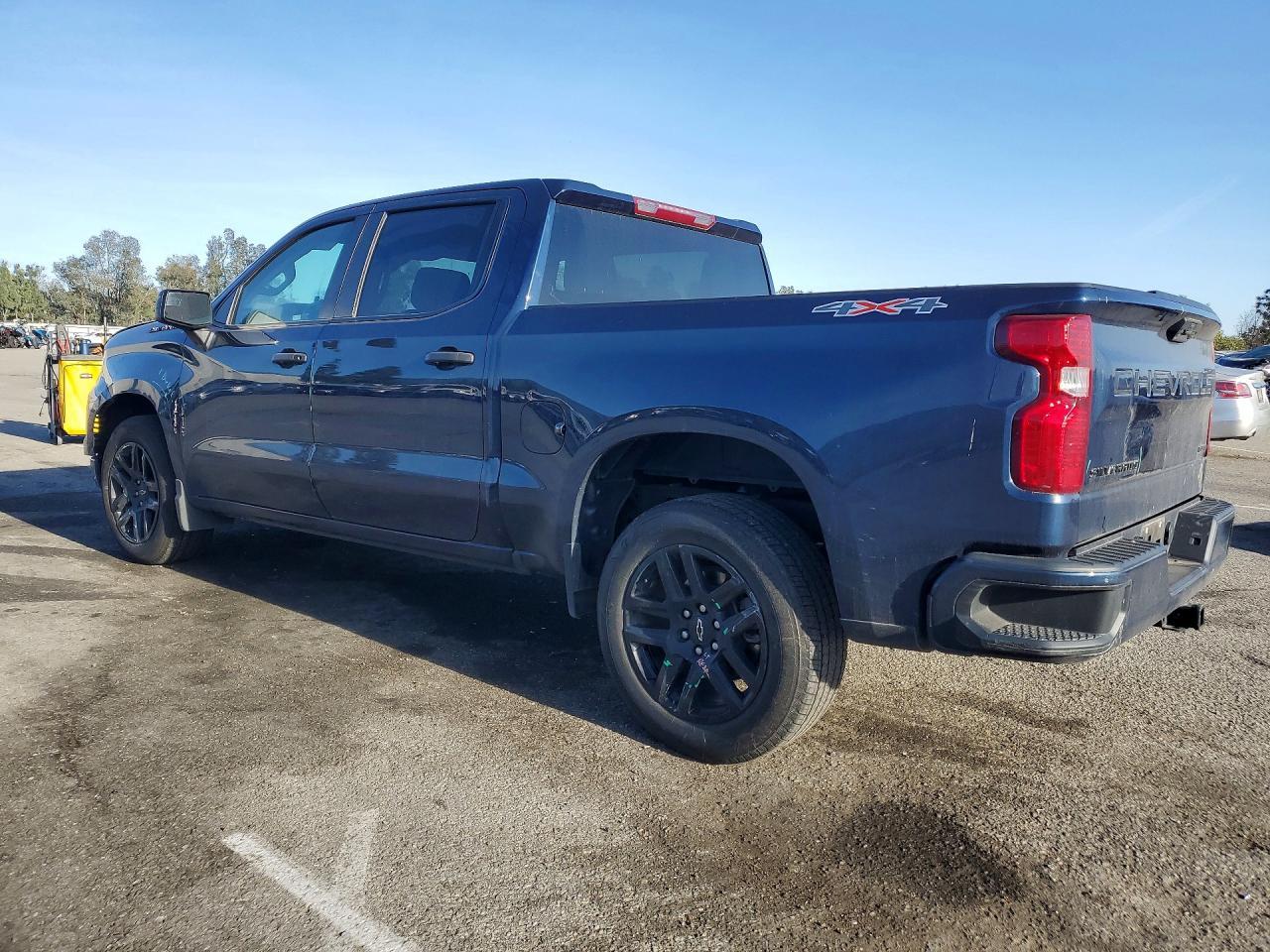 2023 CHEVROLET Silverado