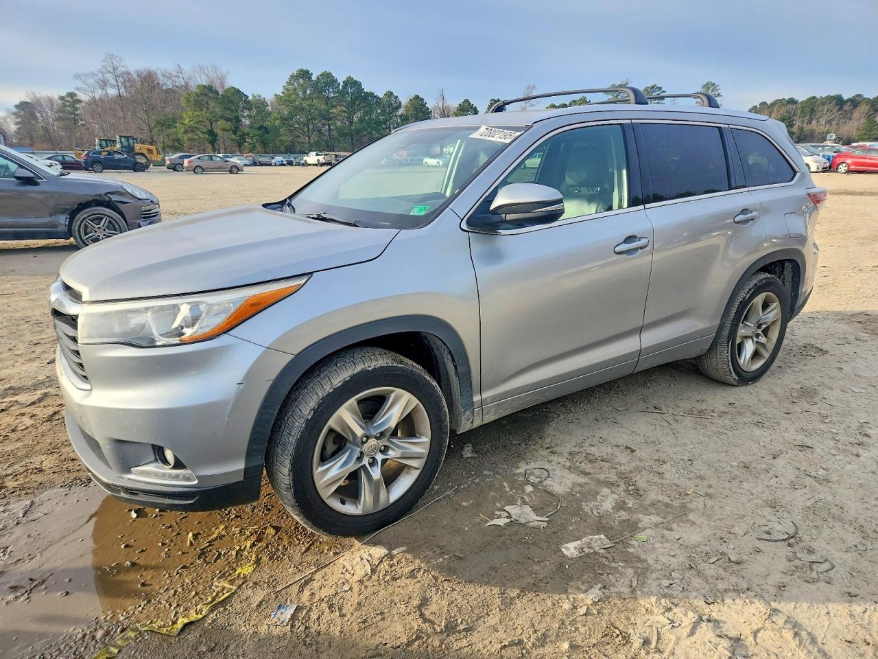 2015 TOYOTA HIGHLANDER