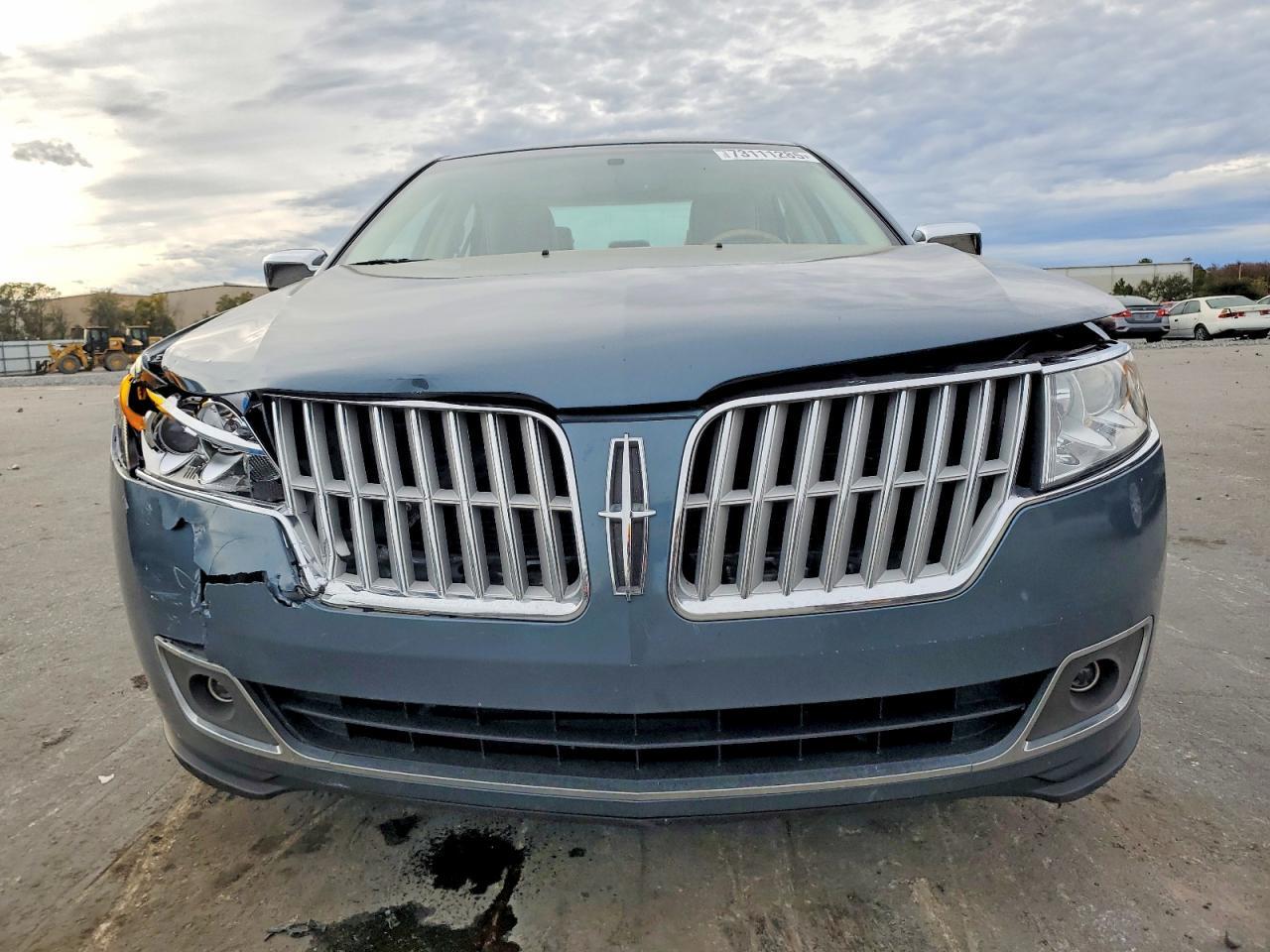 2012 LINCOLN MKZ