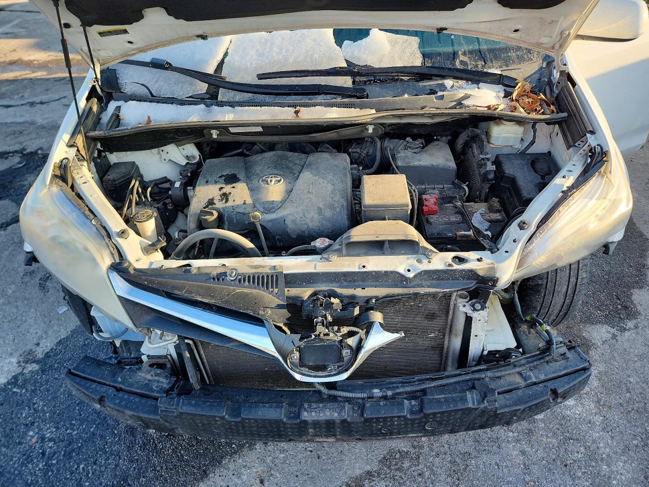 2019 TOYOTA SIENNA