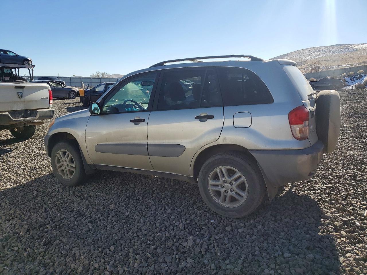 2002 TOYOTA RAV4