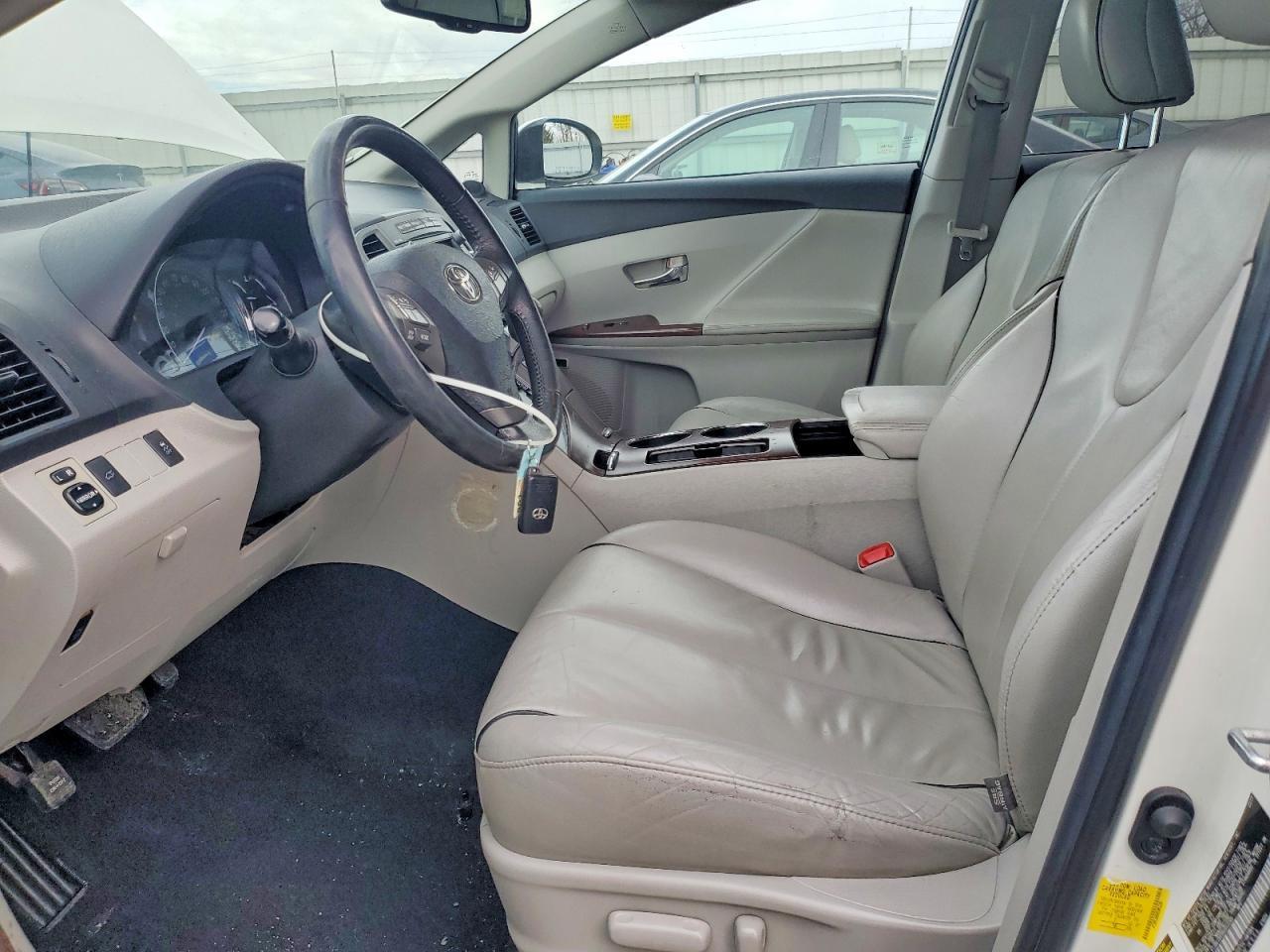 2011 TOYOTA VENZA