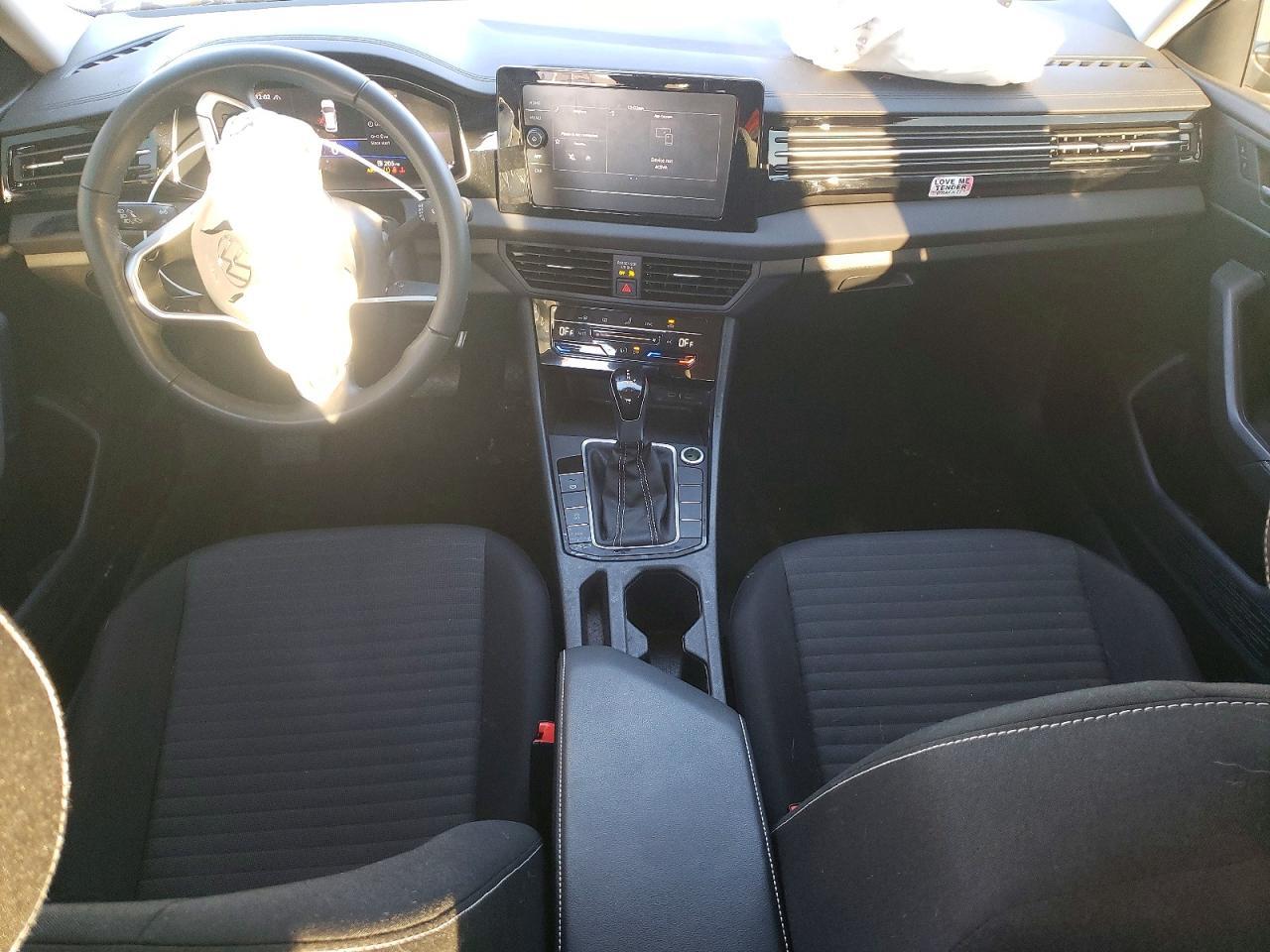 2025 VOLKSWAGEN JETTA