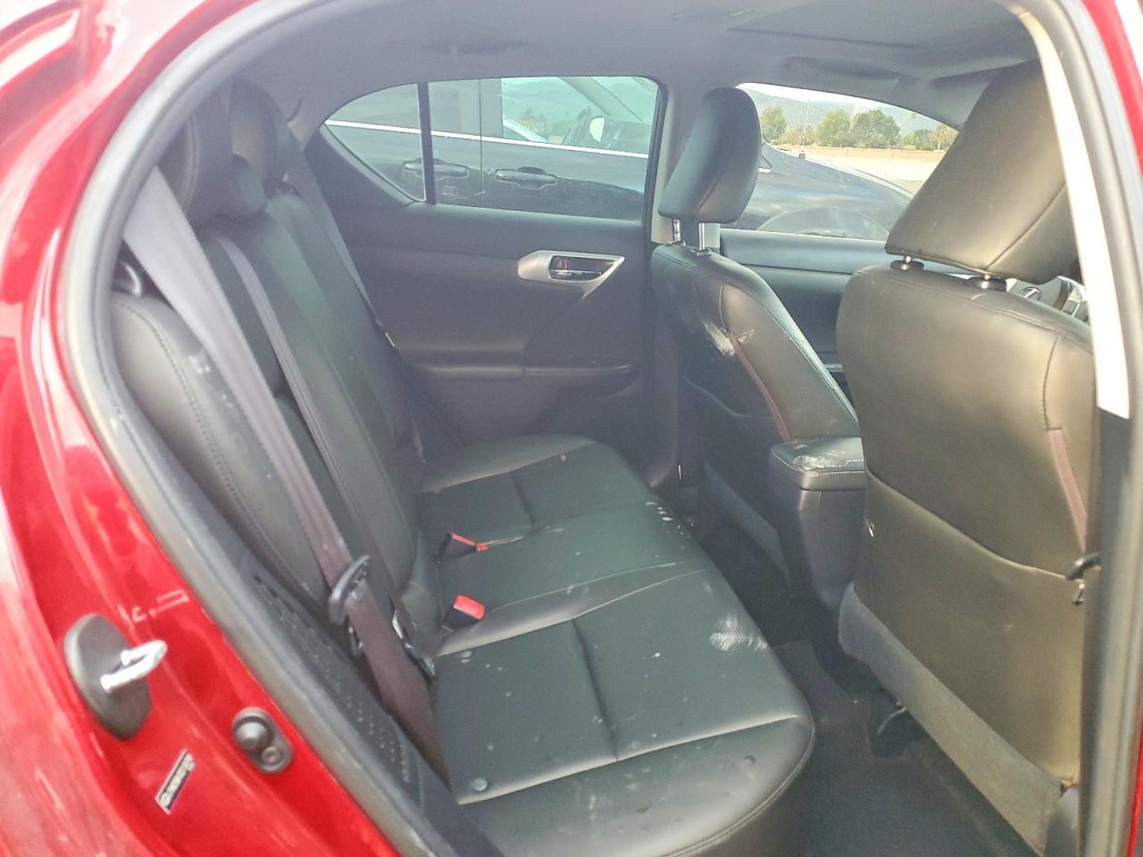 2013 LEXUS CT 200