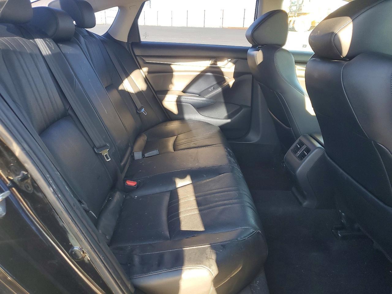 2018 HONDA ACCORD