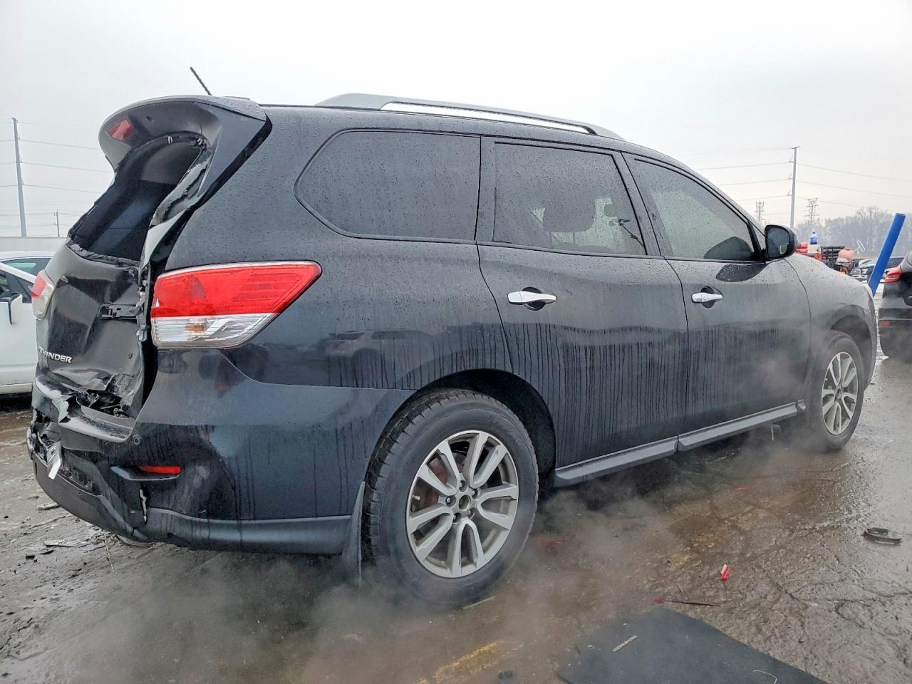 2016 NISSAN PATHFINDER