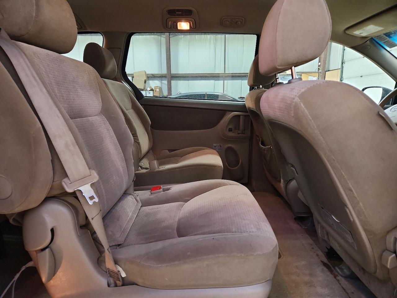 2007 TOYOTA SIENNA