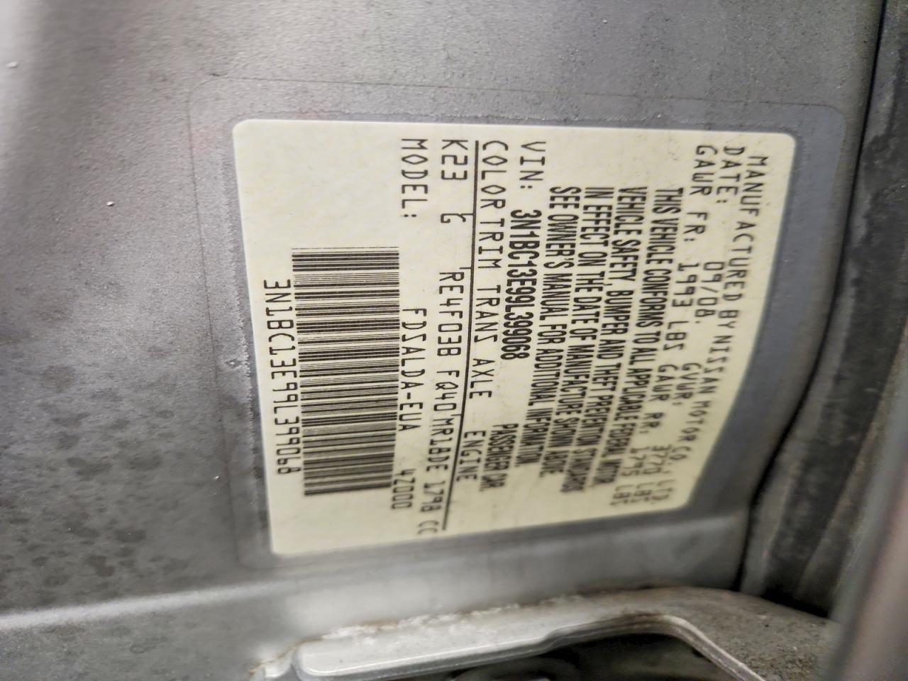 2009 NISSAN VERSA