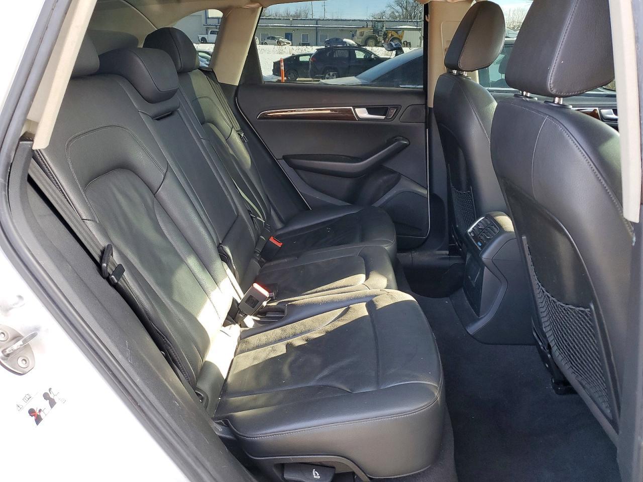 2012 AUDI Q5