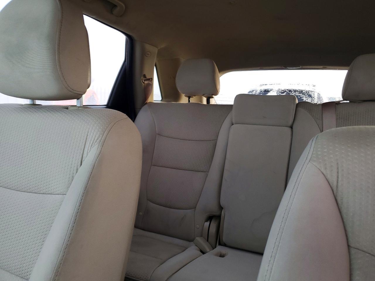 2011 KIA SORENTO