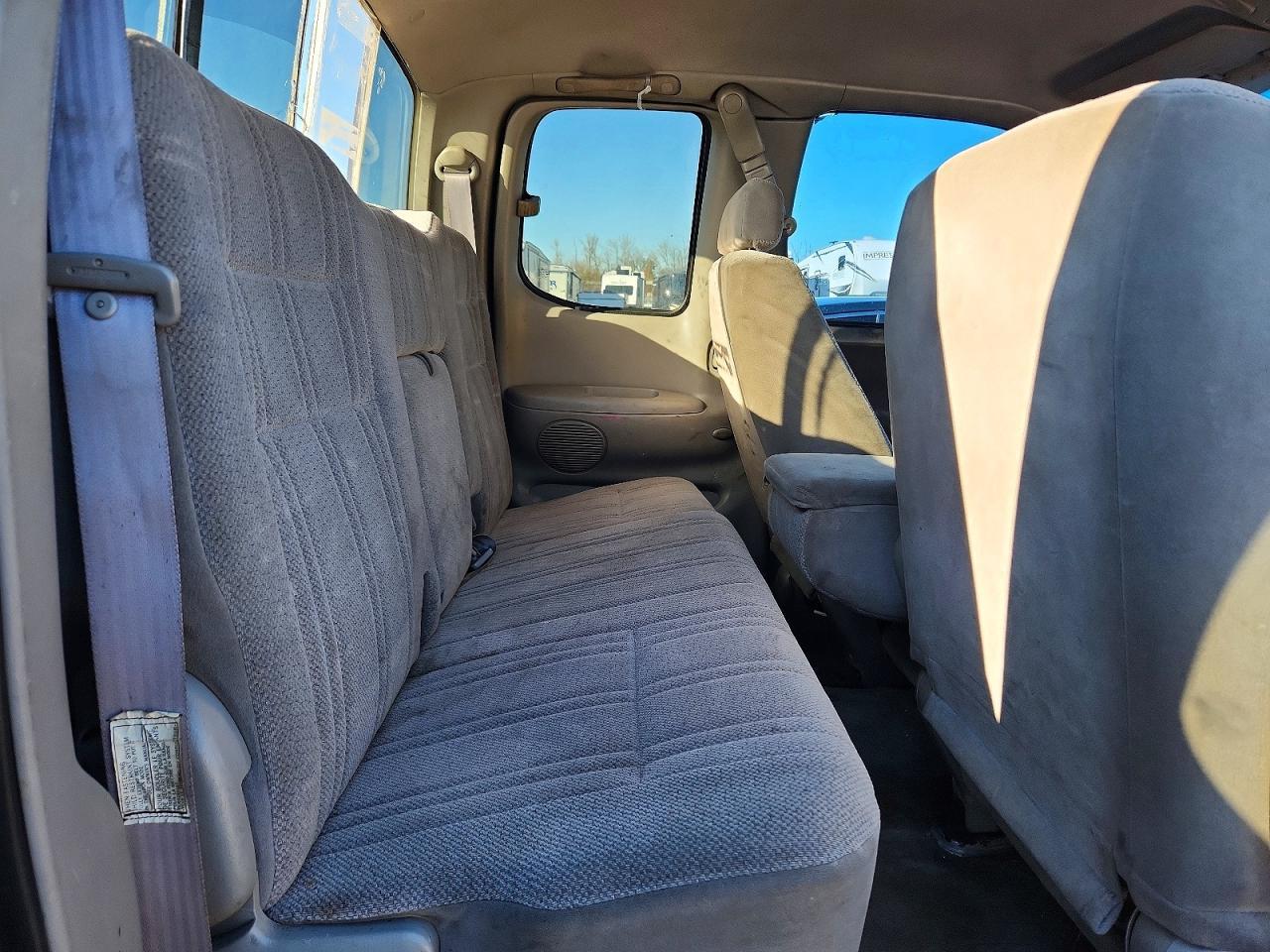 2002 TOYOTA TUNDRA