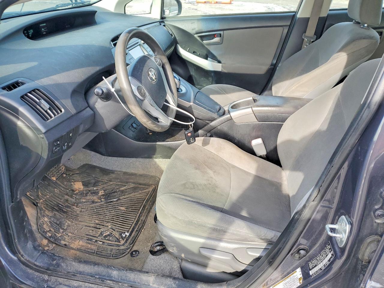 2012 TOYOTA Prius Plug-In