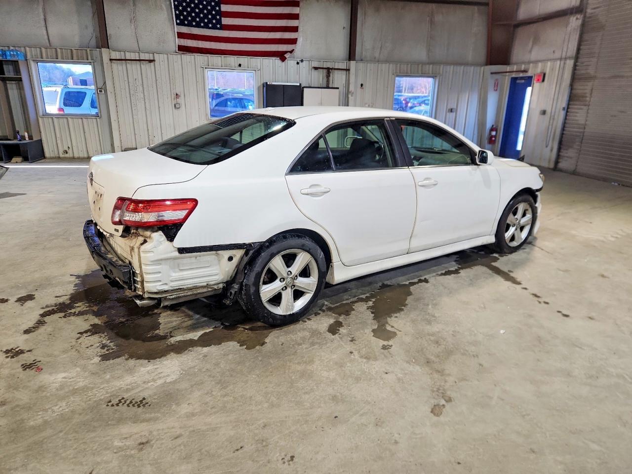 2010 TOYOTA CAMRY