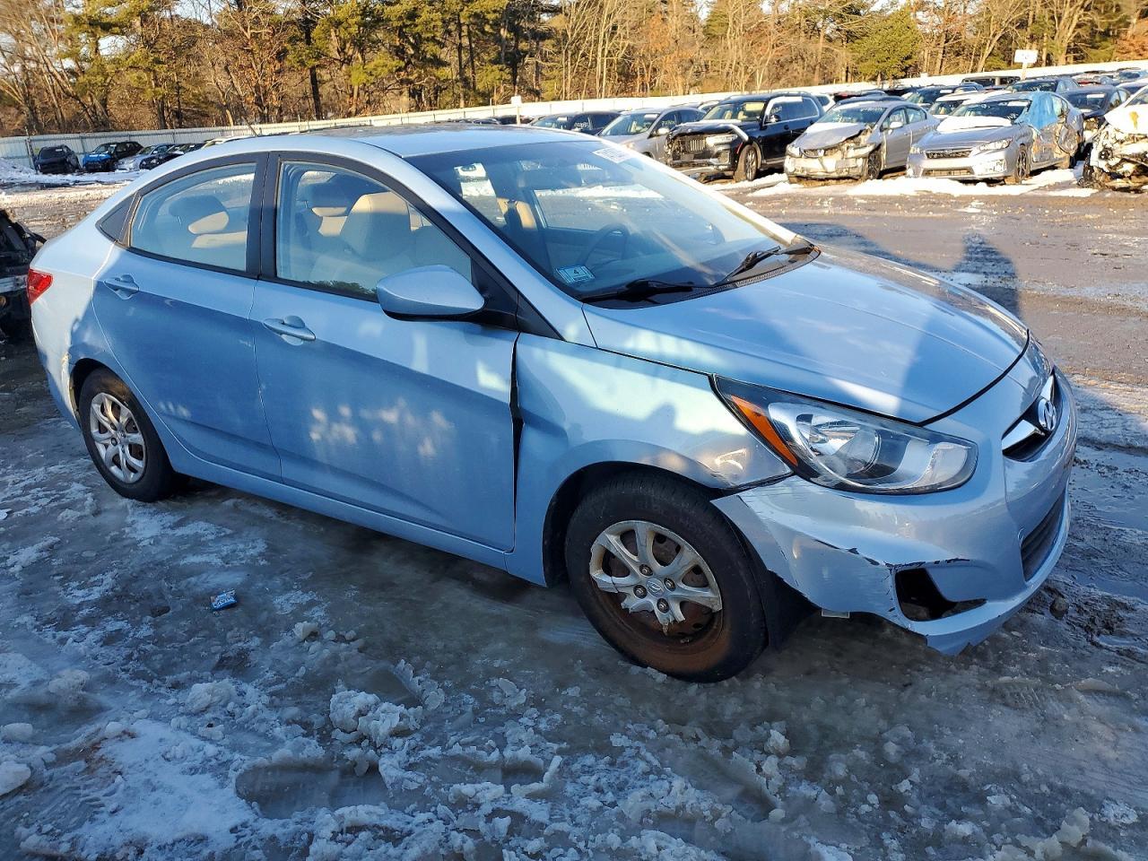 2013 HYUNDAI ACCENT