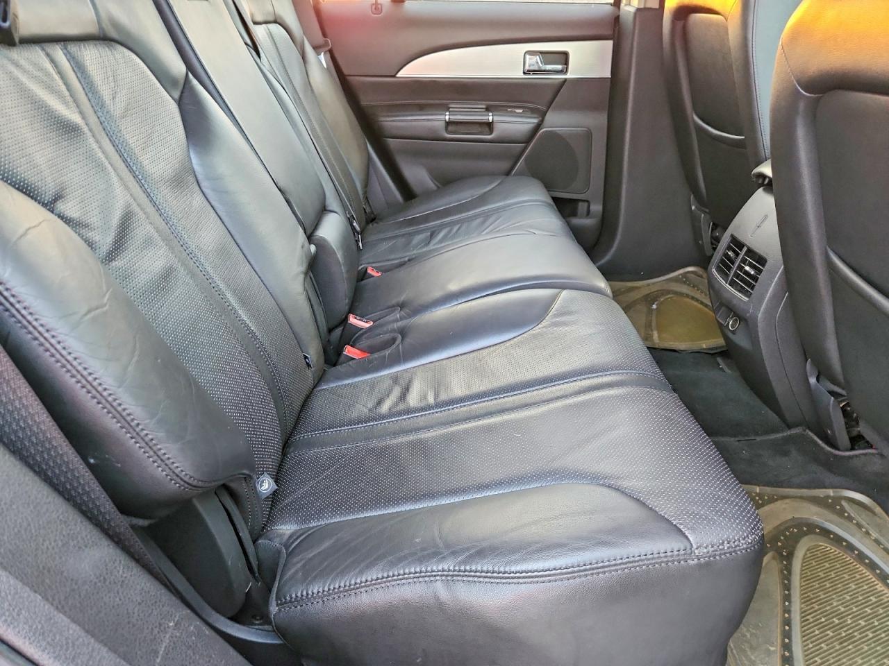 2011 LINCOLN MKX