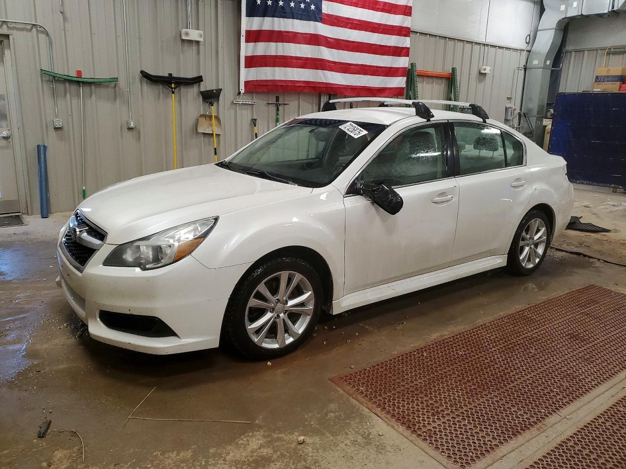 2013 SUBARU Legacy