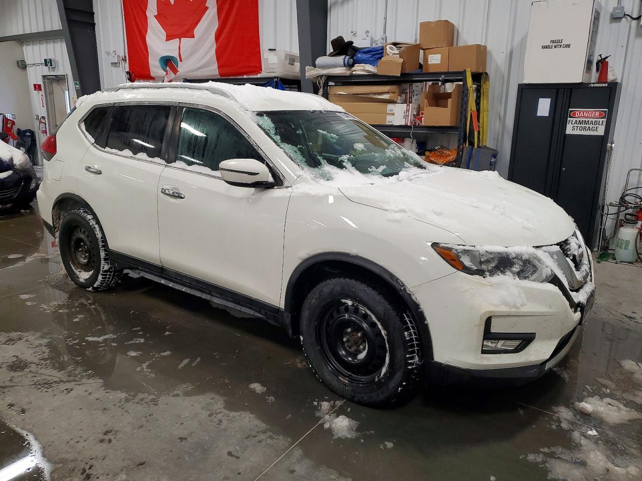 2017 NISSAN ROGUE