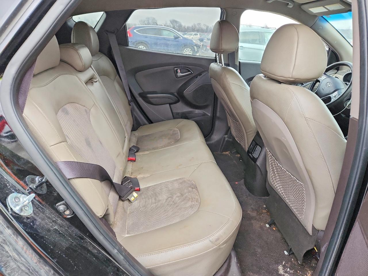 2015 HYUNDAI TUCSON