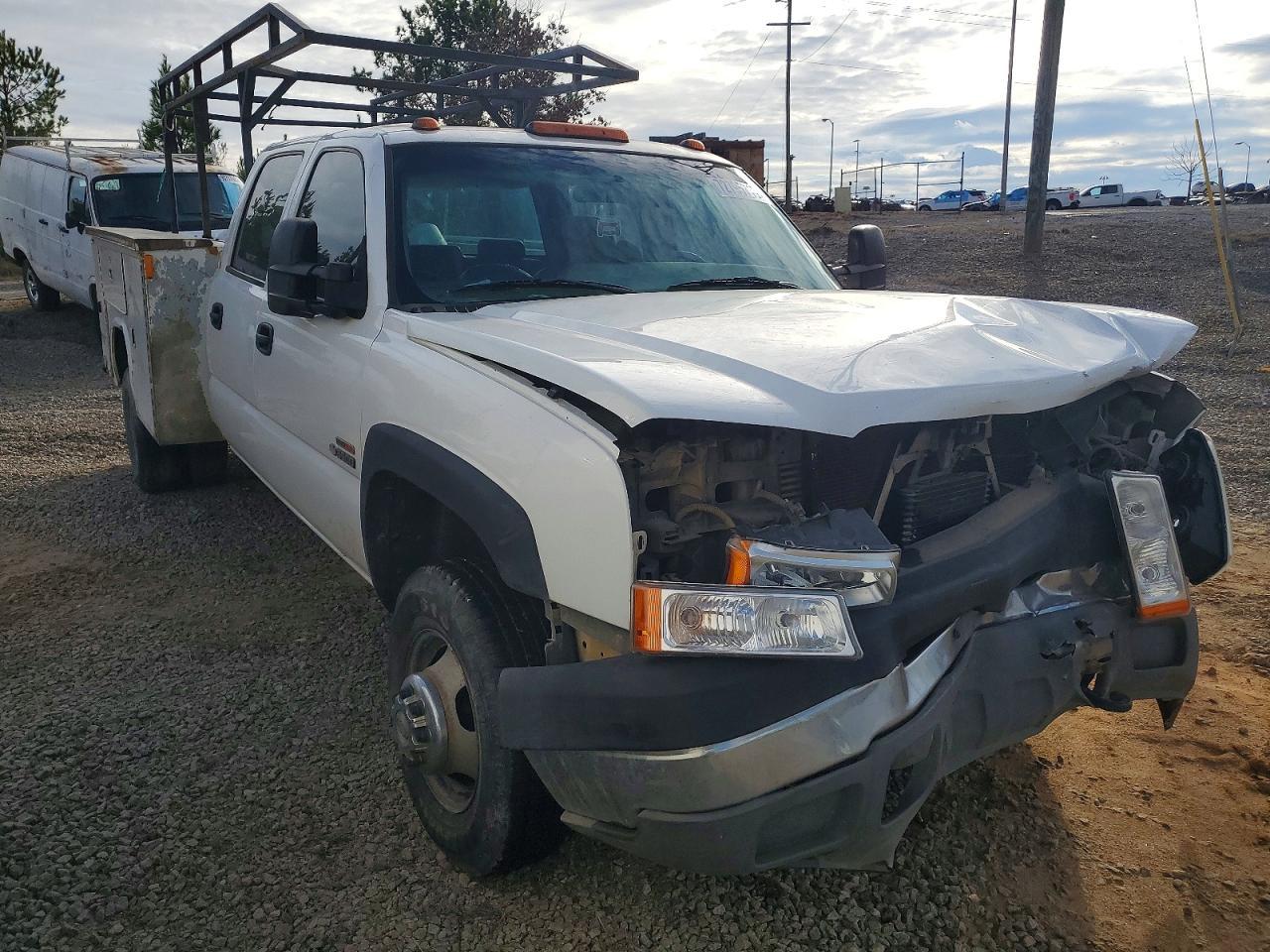 2004 CHEVROLET Silverado 3500